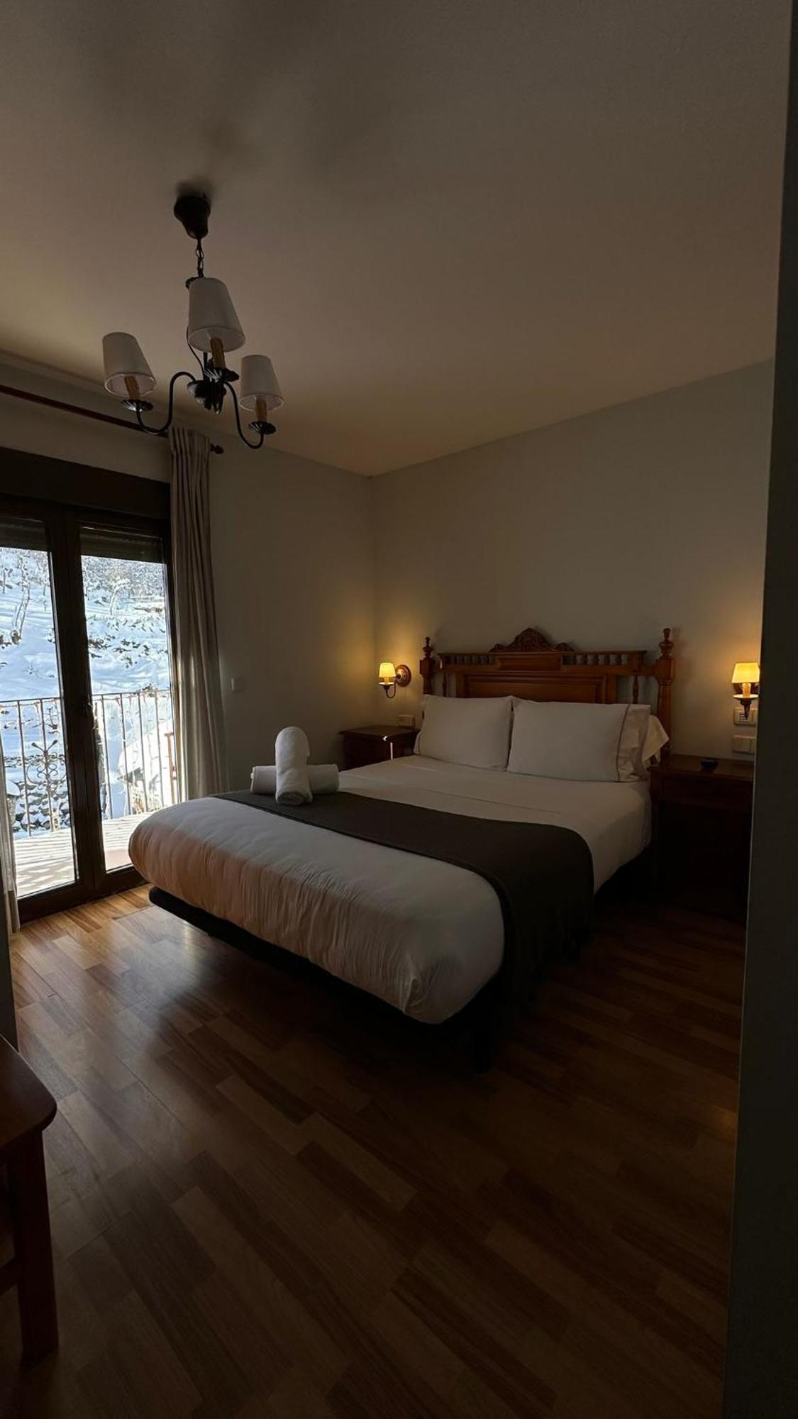 Hotel Saueth Tredós المظهر الخارجي الصورة
