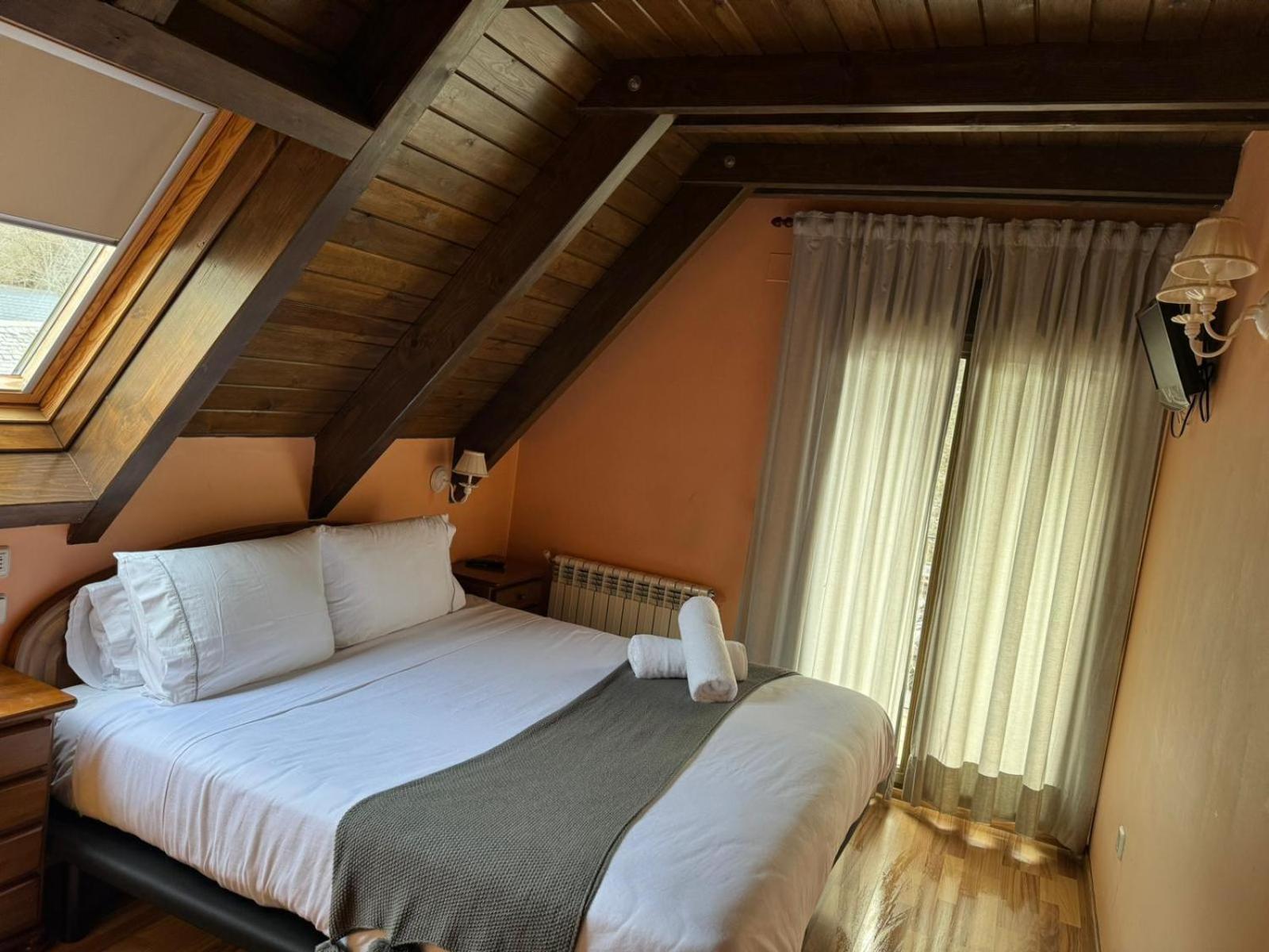 Hotel Saueth Tredós المظهر الخارجي الصورة